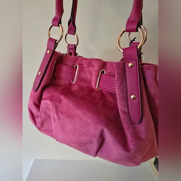 Juicy Couture Hot Pink Velour Shoulder Bag w/ Charm & Mini Pouch – NWT - Picture 3 of 6